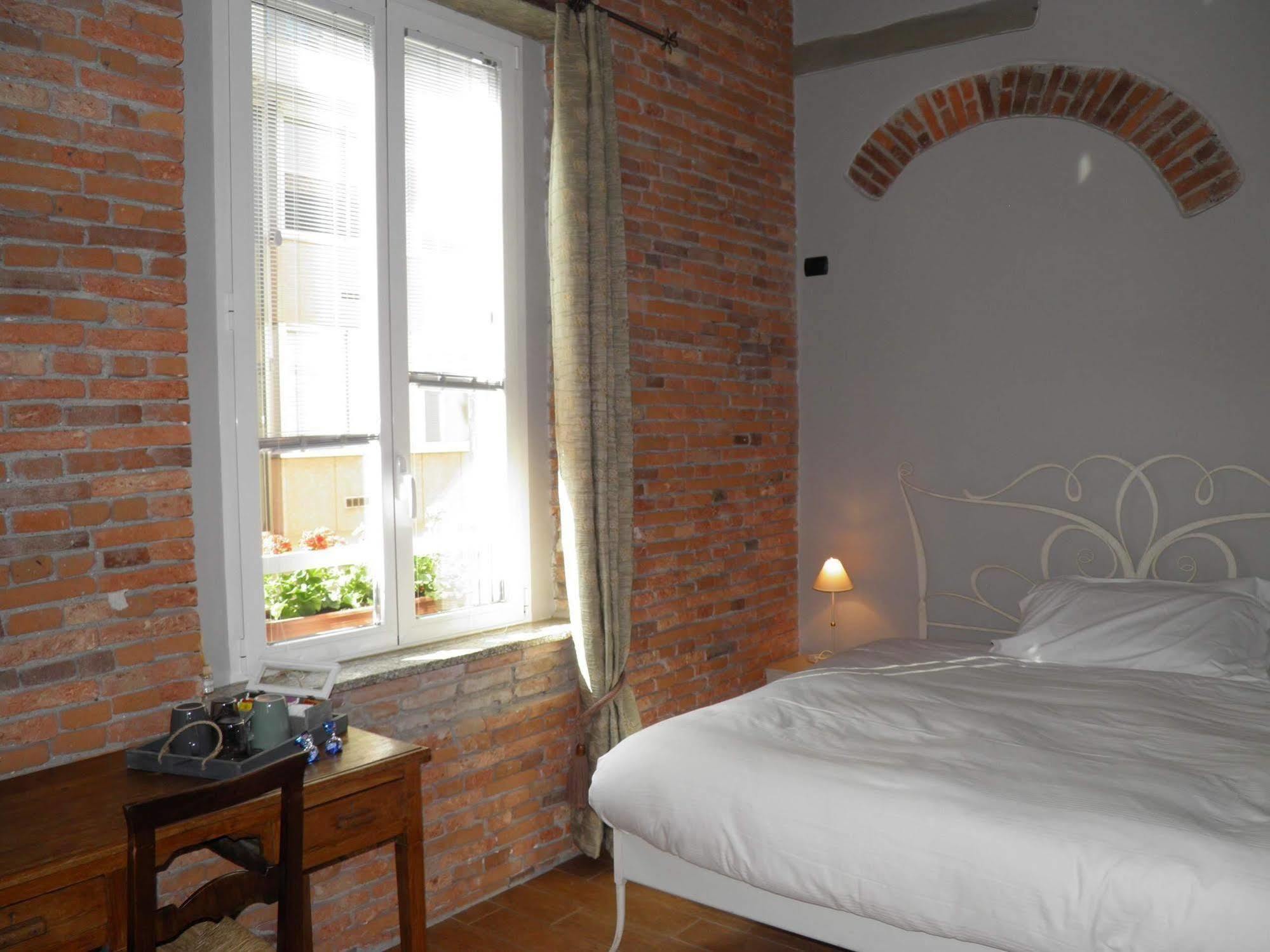In Centro Charme Bed & Breakfast Bergamo Exterior photo
