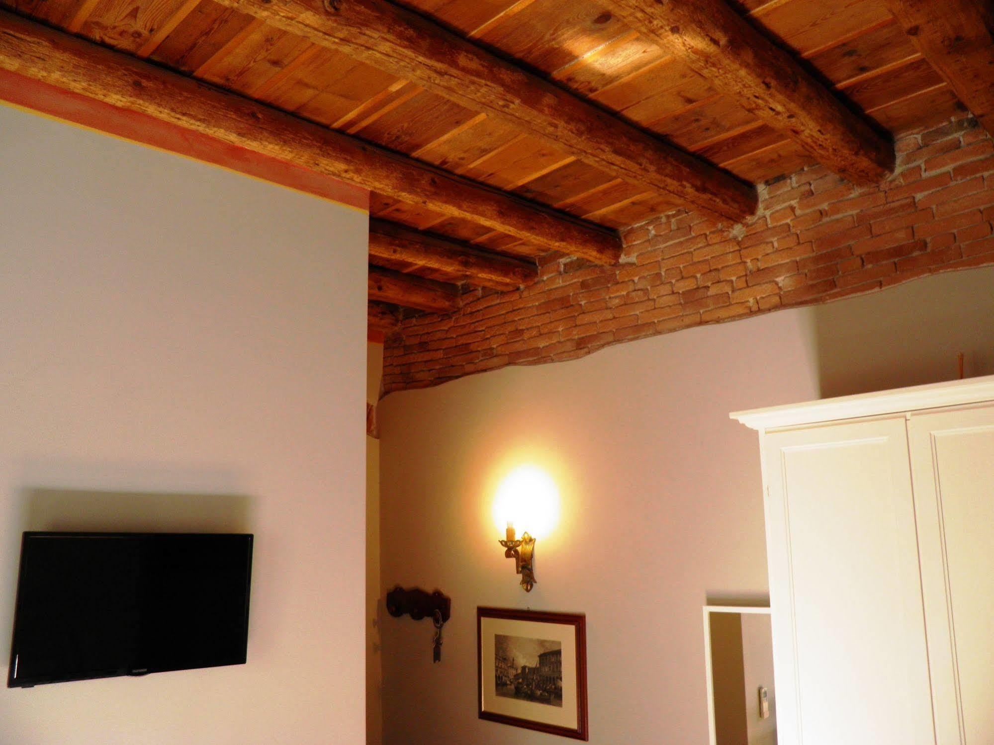 In Centro Charme Bed & Breakfast Bergamo Exterior photo