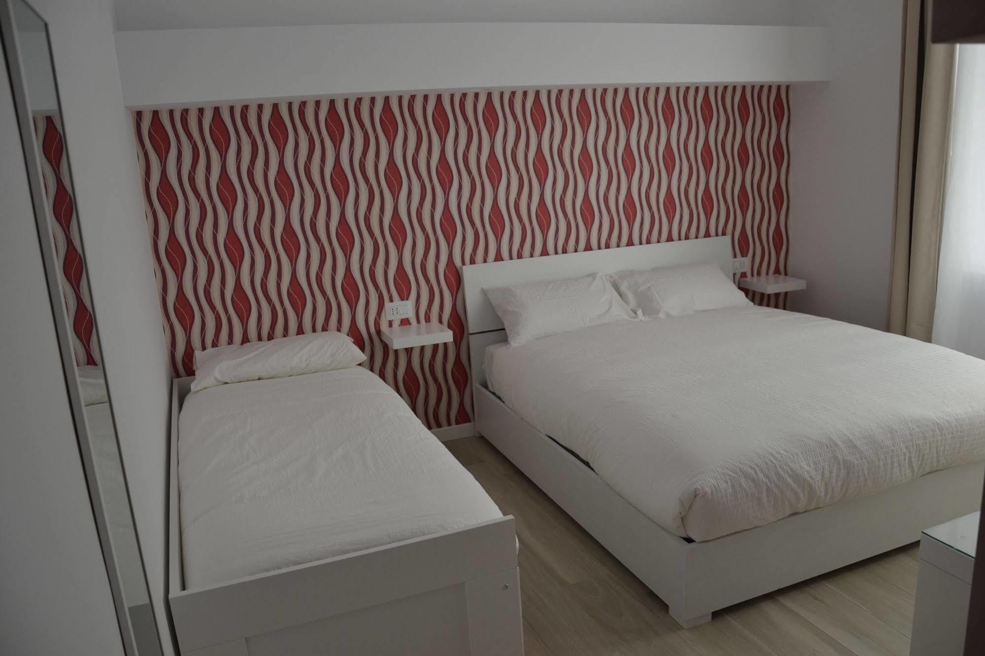 In Centro Charme Bed & Breakfast Bergamo Exterior photo